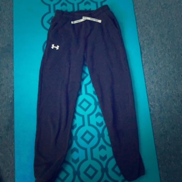 Under Armour Pants - Joggers